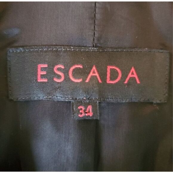 Escada Chevron Notch Lapel Jacket
Blazer Black Tan Size 34 USA 4 - Picture 6 of 8